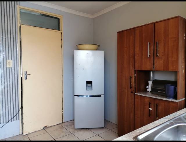 2 BEDROOM HOUSE FOR SALE IN MOHLAKENG